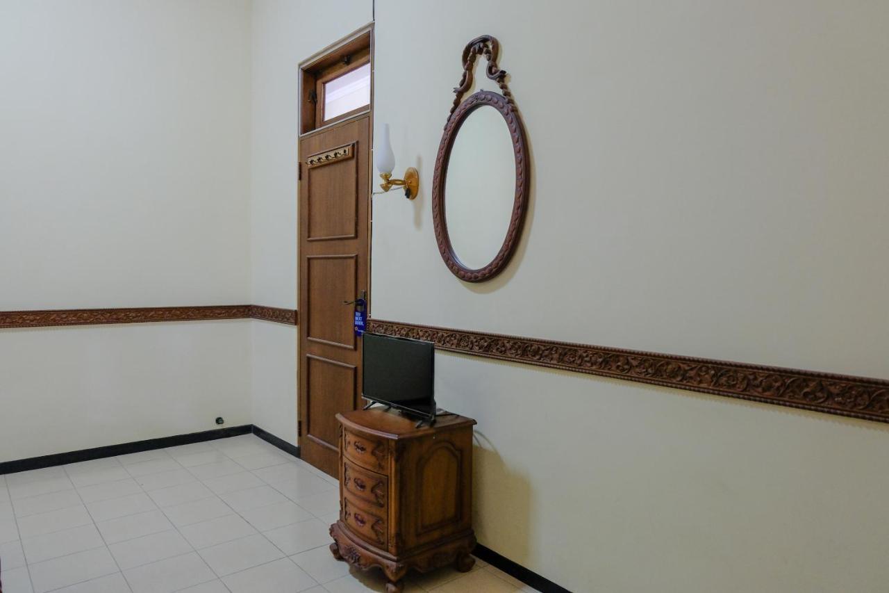 Spot On 1767 Villa Anggur Panderman Batu  Exteriér fotografie